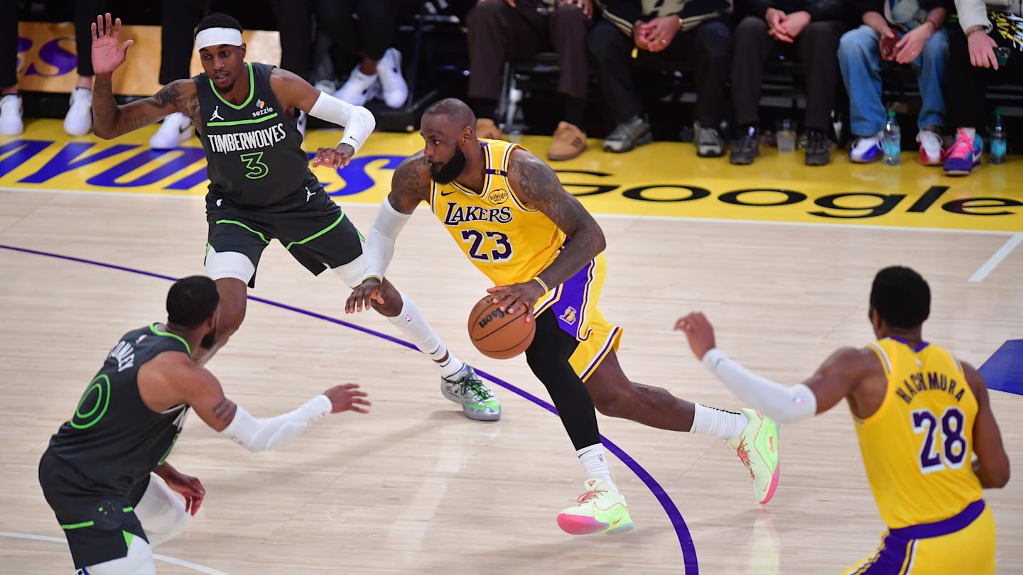 LeBron James Gives Positive Update on Knee Injury Recovery