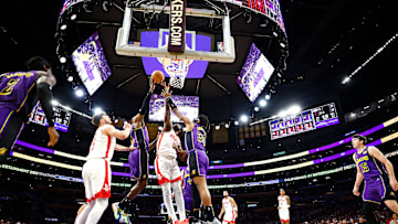 Houston Rockets v Los Angeles Lakers