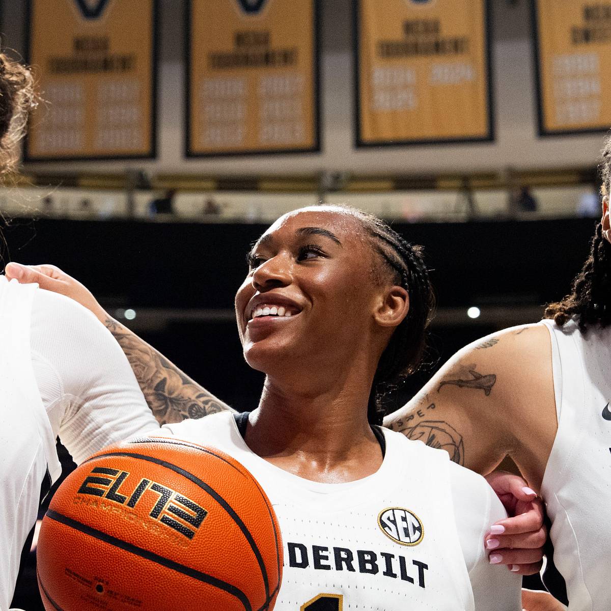 Image for Which Teams Are on the Rise in Women’s College Basketball?