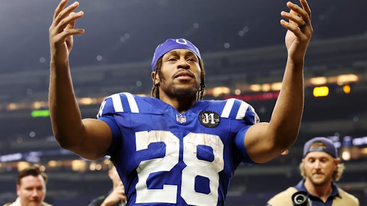 Tennessee Titans v Indianapolis Colts