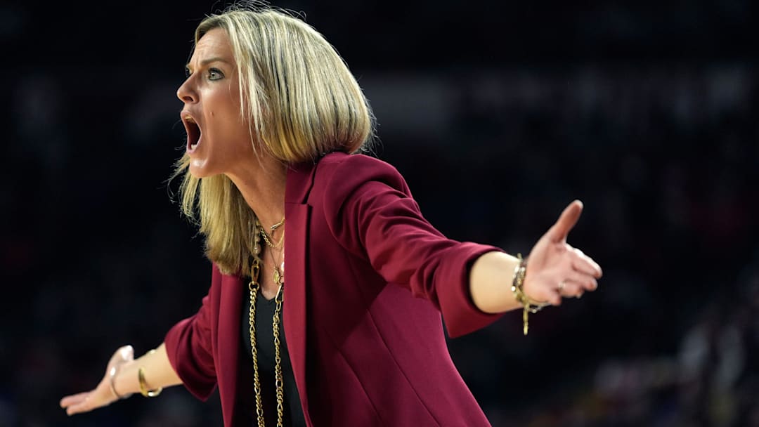 Oklahoma coach Jennie Baranczyk reacts during an NCAA women's basketball game between the Sooners and the LSU Tigers at Lloyd Noble Center in Norman, Okla., Sunday, Jan. 18, 2026. LSU won 91-72.