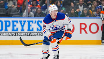 Edmonton Oilers v Vancouver Canucks