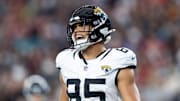 Jacksonville Jaguars tight end Brenton Strange (85) against the Arizona Cardinals at State Farm Stadium.