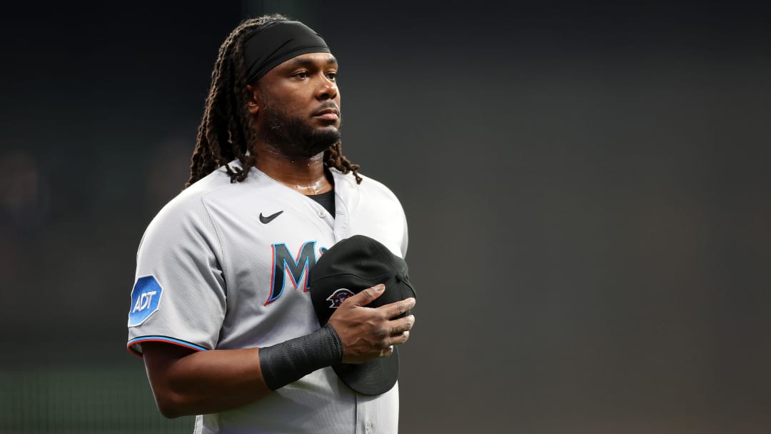 Miami Marlins v Milwaukee Brewers