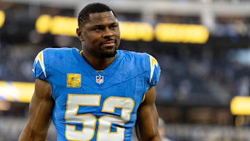Tennessee Titans v Los Angeles Chargers