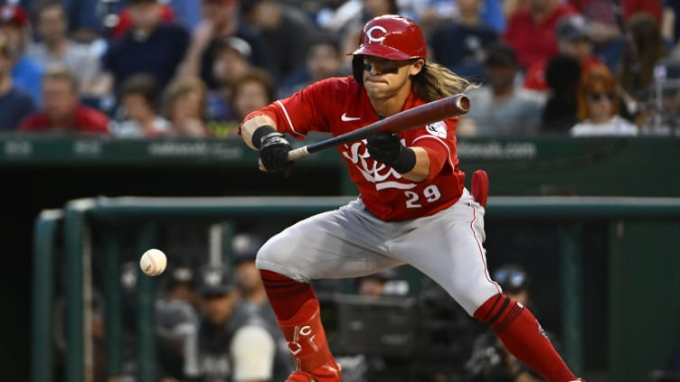 Cincinnati Reds left fielder TJ Friedl (29).