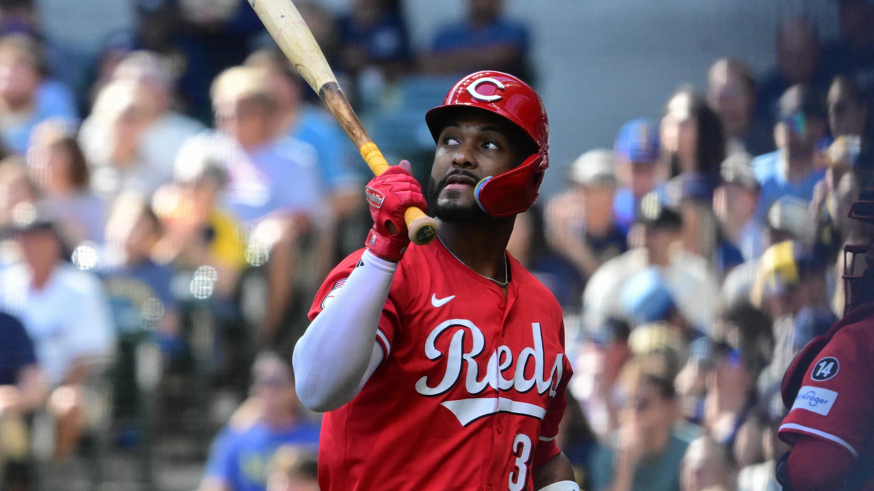 Should the Seattle Mariners target free agent Miguel Andujar?