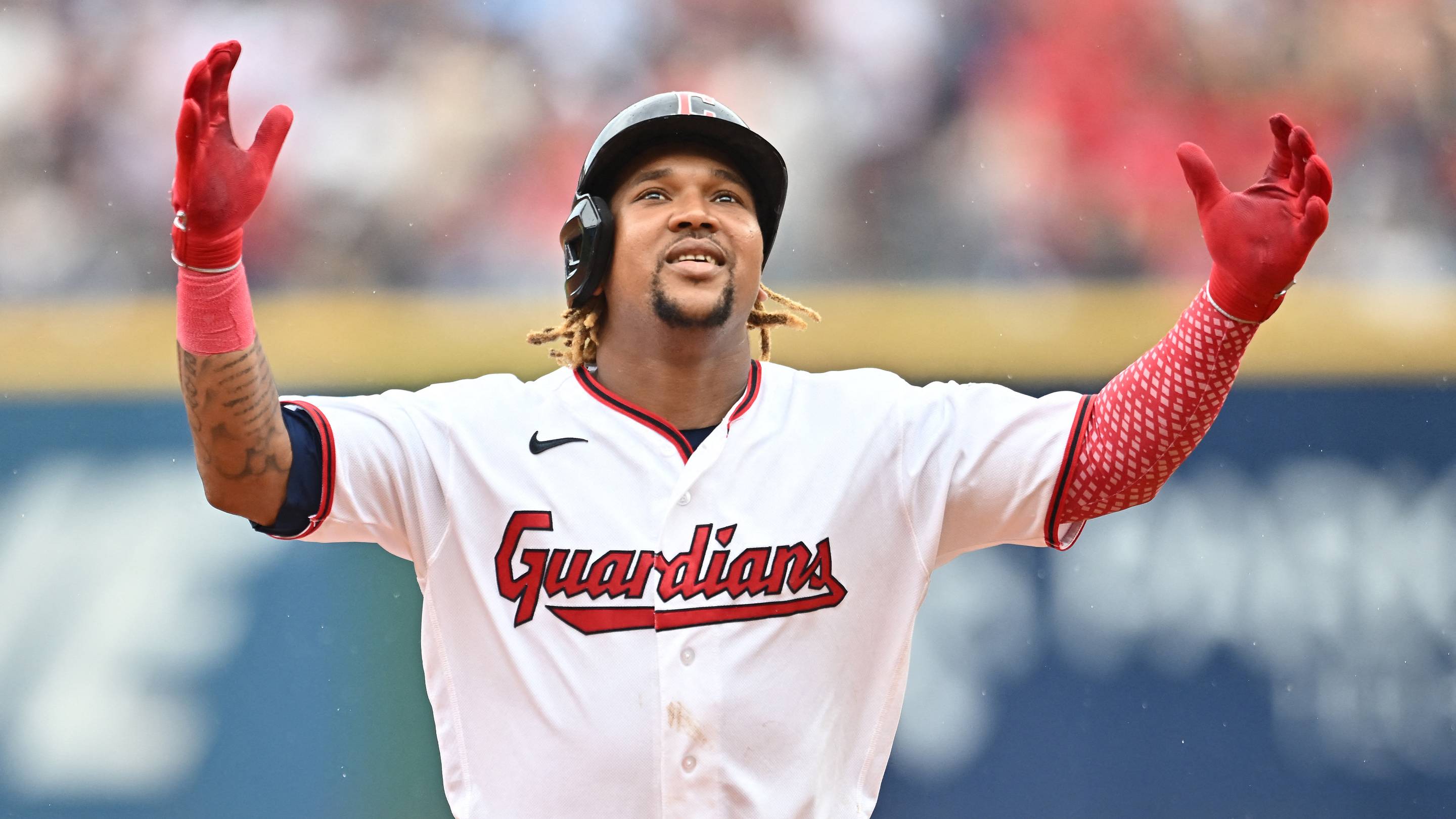 Analyzing the Crowded AL Playoff Chase: Contender Odds, Strengths, Weaknesses