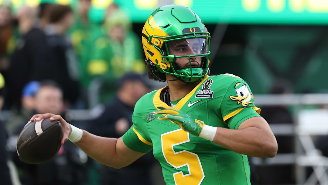 Dante Moore, 2025 College Football Playoff First Round Game - James Madison v Oregon