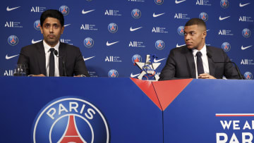 Kylian Mbappe und Nasser Al-Khelaifi