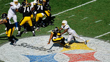 Los Angeles Chargers v Pittsburgh Steelers