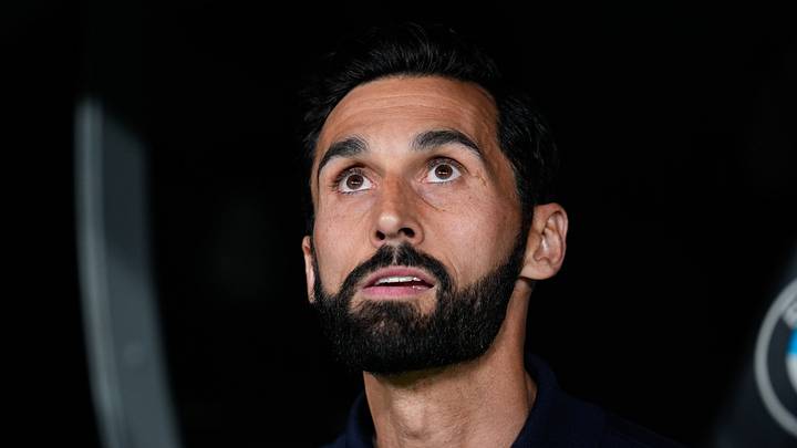 Alvaro Arbeloa pourrait compter sur le retour de l'une de ses stars pour défier le FC Barcelone en Liga. Alvaro Arbeloa pourrait compter sur le retour de l'une de ses stars pour défier le FC Barcelone en Liga.