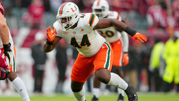 Miami Hurricanes defensive lineman Rueben Bain Jr. (44) rushes in the second half against the Temple Owl