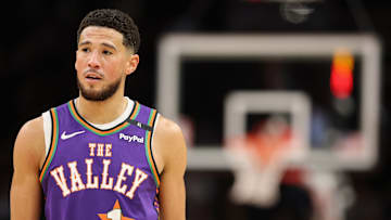 New York Knicks v Phoenix Suns