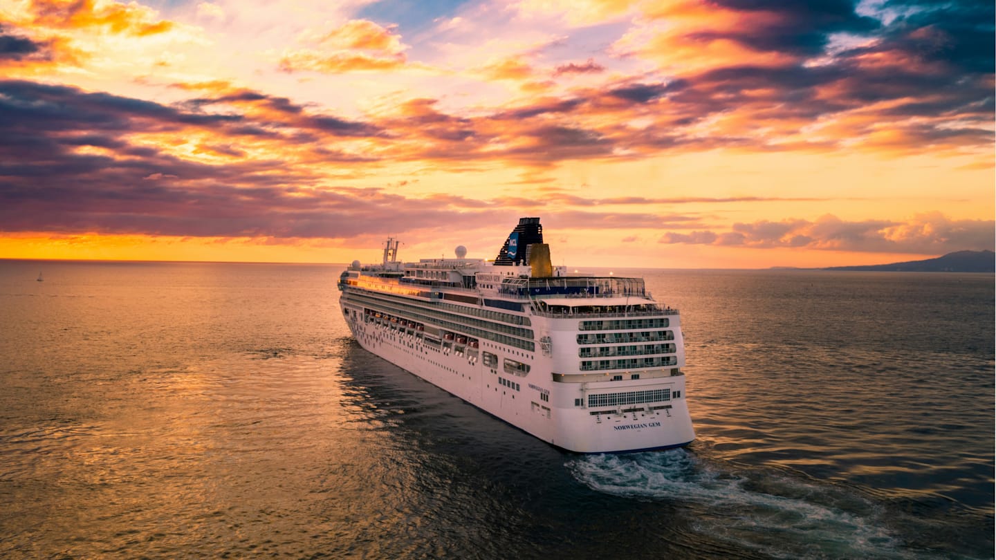 Dogs Aboard! Florida Cruise Line Launches Pet Friendly Cruises in