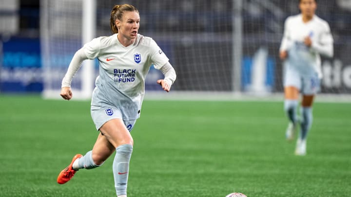 Seattle Reign forward Veronica Latsko (24)