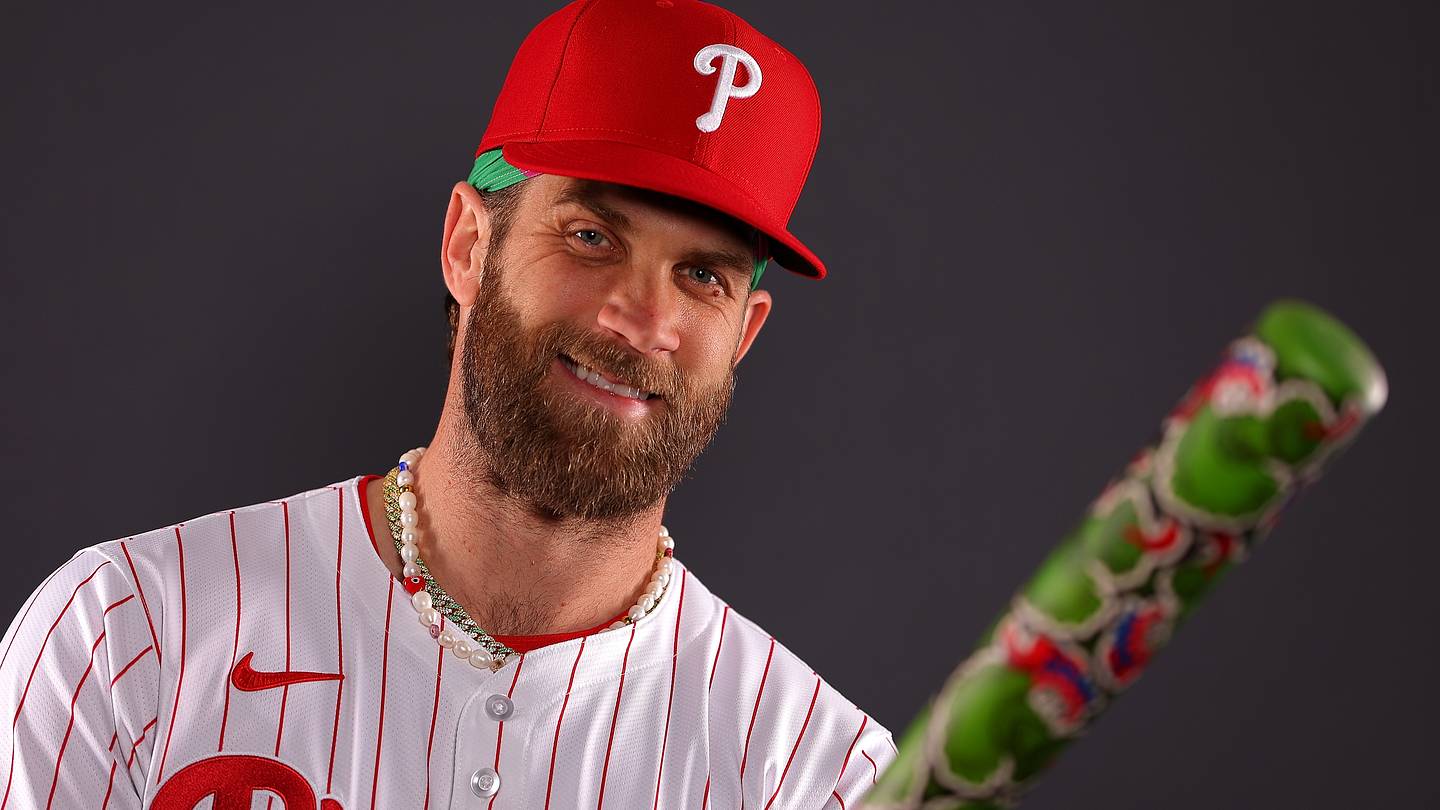 Phillies' London Series bats are even cooler than you can imagine - Vimarsana News