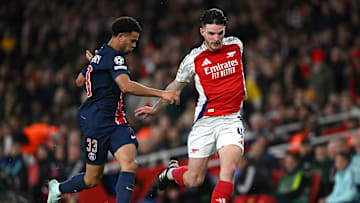 Arsenal recebe o PSG nesta terça-feira (29)