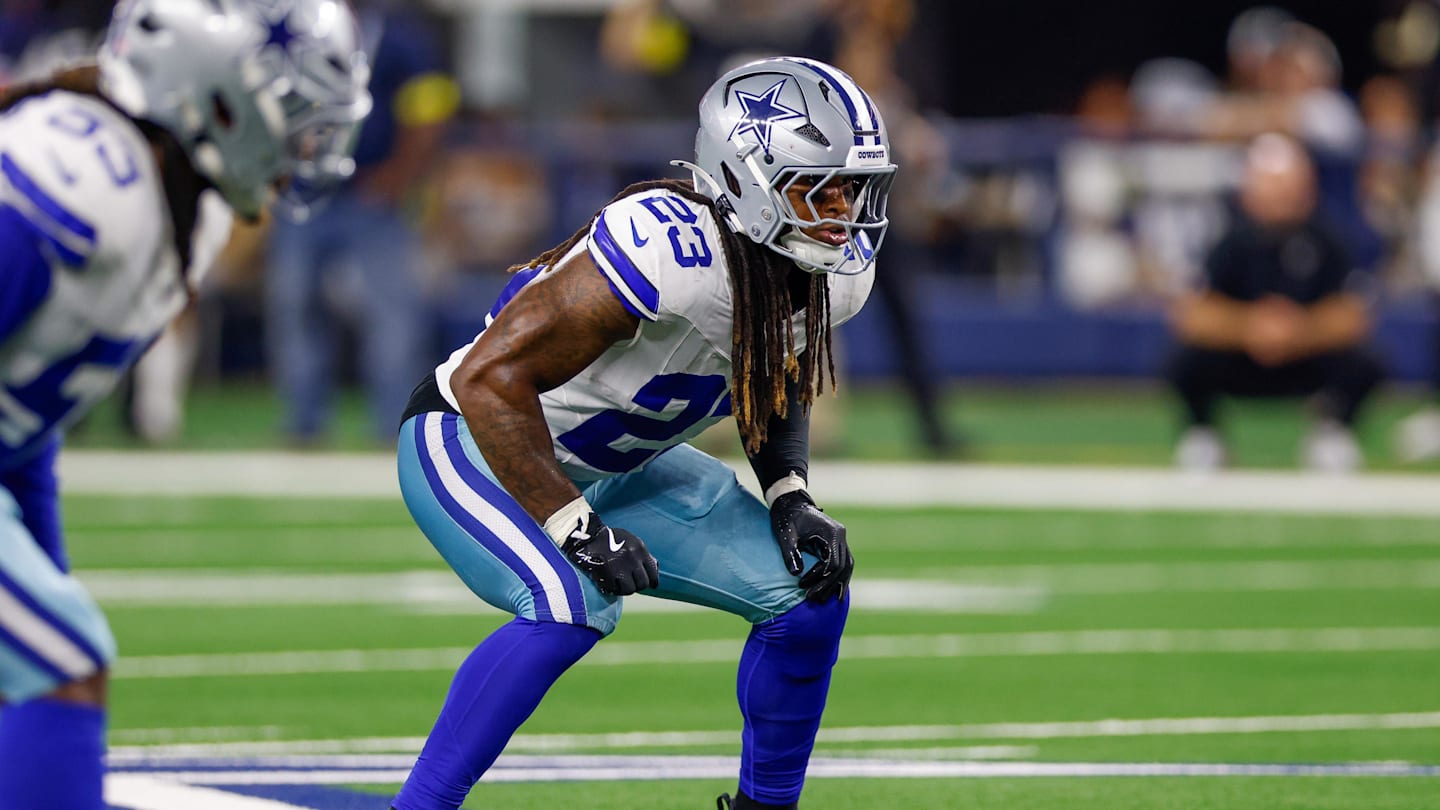 Cowboys Re-Sign WR Parris Campbell, Colts Sign LB Buddy Johnson