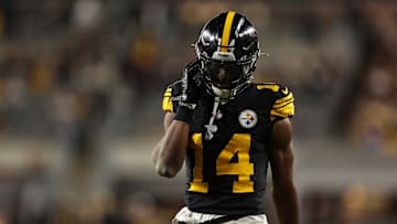 New York Giants v Pittsburgh Steelers