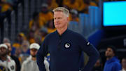 May 10, 2025; San Francisco, California, USA; Golden State Warriors head coach Steve Kerr motions to the team in the second quarter during game three against the Minnesota Timberwolves in the second round for the 2025 NBA Playoffs at Chase Center. Mandatory Credit: David Gonzales-Imagn Images
