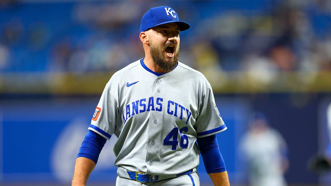 Former Kansas City Royals pitcher John Schreiber will be looking to help an overworked New York Yankees' bullpen for the stretch run.