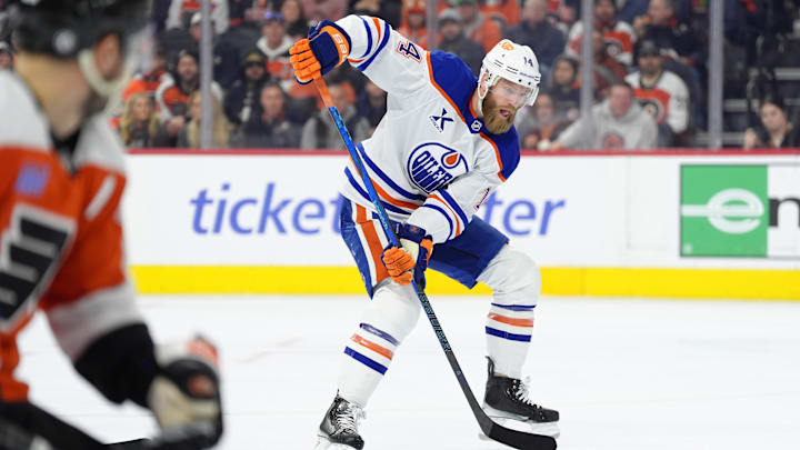 Feb 22, 2025; Philadelphia, Pennsylvania, USA; Edmonton Oilers defenseman Mattias Ekholm (14) receives a pass against the Philadelphia Flyers in the second period at Wells Fargo Center. Mandatory Credit: Kyle Ross-Imagn Images Feb 22, 2025; Philadelphia, Pennsylvania, USA; Edmonton Oilers defenseman Mattias Ekholm (14) receives a pass against the Philadelphia Flyers in the second period at Wells Fargo Center. Mandatory Credit: Kyle Ross-Imagn Images