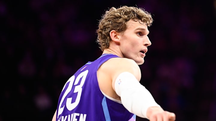 Chicago Bulls v Utah Jazz