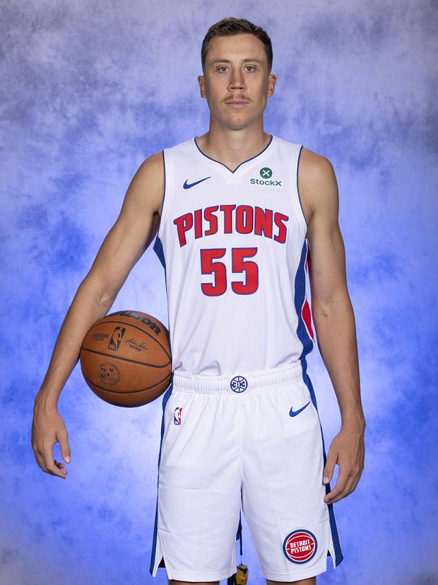 Artistic Pistons Have A Frustrating Duncan Robinson Problem That Has Only Gotten Worse Design for Mobile Artistic Pistons Have A Frustrating Duncan Robinson Problem That Has Only Gotten Worse Design for Mobile