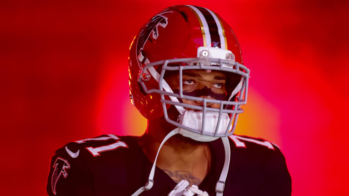 Atlanta Falcons offensive tackle Elijah Wilkinson 