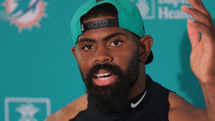 Miami Dolphins linebacker Jordyn Brooks