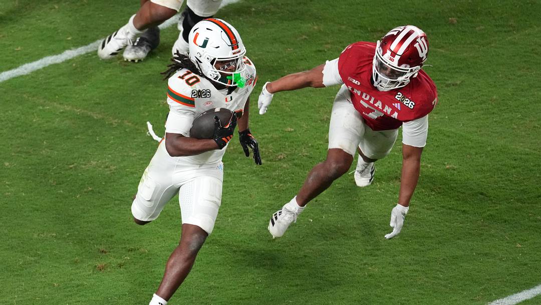 Jan 19, 2026; Miami Gardens, FL, USA; Miami Hurricanes wide receiver Malachi Toney (10) runs with the ball for a touchdown against the Indiana Hoosiers during the second half of the College Football Playoff National Championship game at Hard Rock Stadium. Mandatory Credit: James Lang-Imagn Images Jan 19, 2026; Miami Gardens, FL, USA; Miami Hurricanes wide receiver Malachi Toney (10) runs with the ball for a touchdown against the Indiana Hoosiers during the second half of the College Football Playoff National Championship game at Hard Rock Stadium. Mandatory Credit: James Lang-Imagn Images