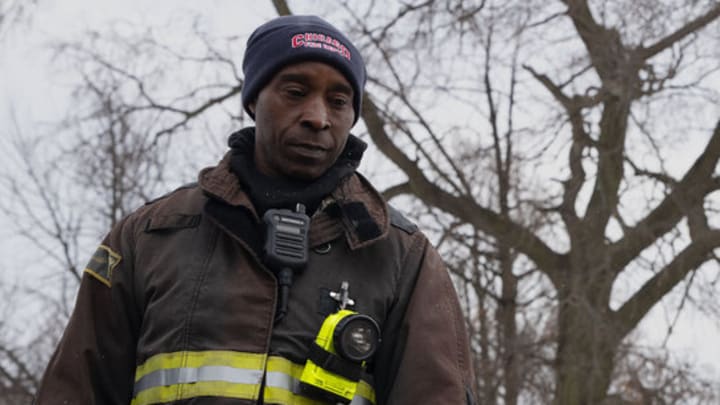 CHICAGO FIRE -- "Firehouse 66" Episode 1416 -- Pictured: (l-r) Rob Morgan as Hopkins, Taylor Kinney as Severide 