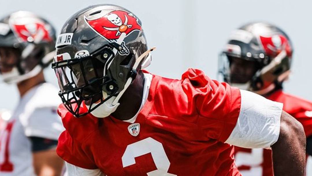 Tampa Bay Buccaneers OLB Rueben Bain Jr.