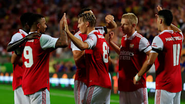 Arsenal menang 4-0 kala melawan Chelsea, Minggu (24/7). Arsenal menang 4-0 kala melawan Chelsea, Minggu (24/7).