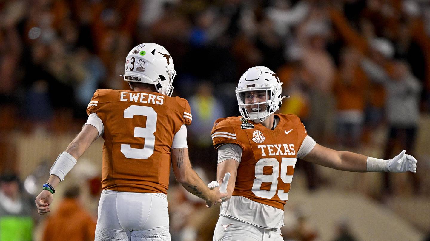 Texas Longhorns' Gunnar Helm Calls Out Doubters After Breaking Program
