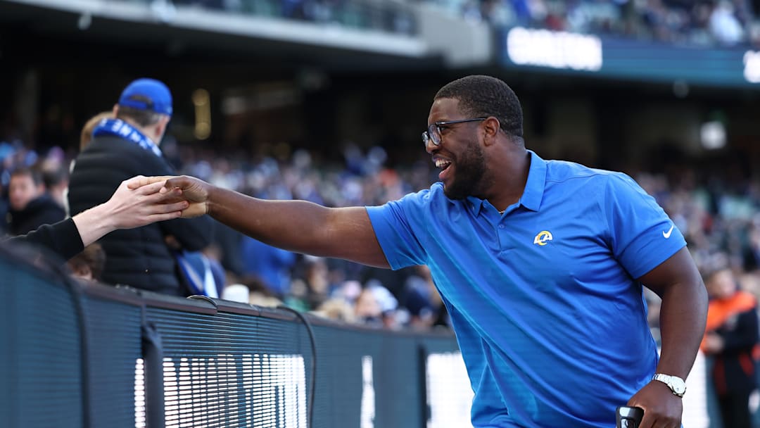 LA Rams DL Kobie Turner