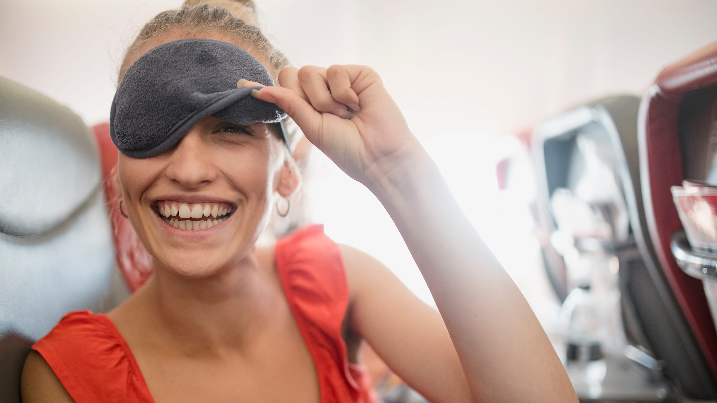 5 Proven Tips to Reduce Jet Lag on Long-Haul Flights