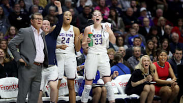USF Vs UConn Huskies