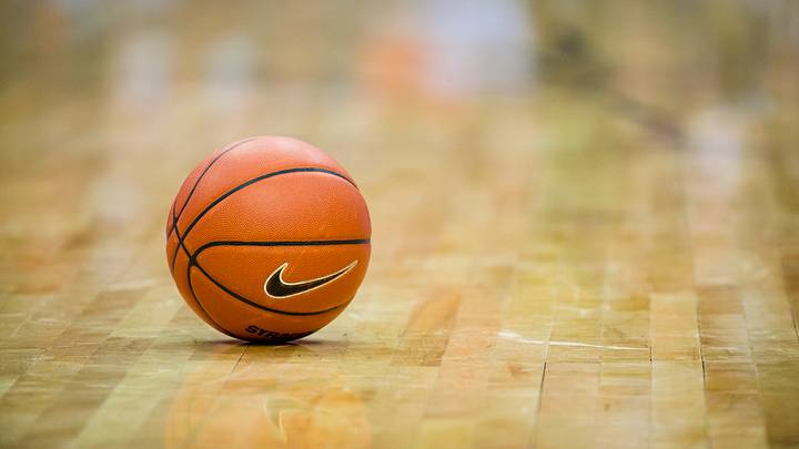 Syracuse basketball continues to recruit 2025 4-star PG Tyler Jackson hard, but he says he's keeping his recruitment open.