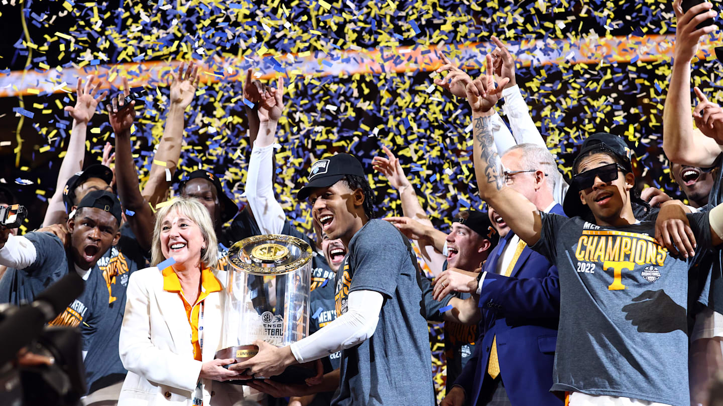 March Madness 3 Dark Horse Picks to Win the 2022 NCAA Tournament From