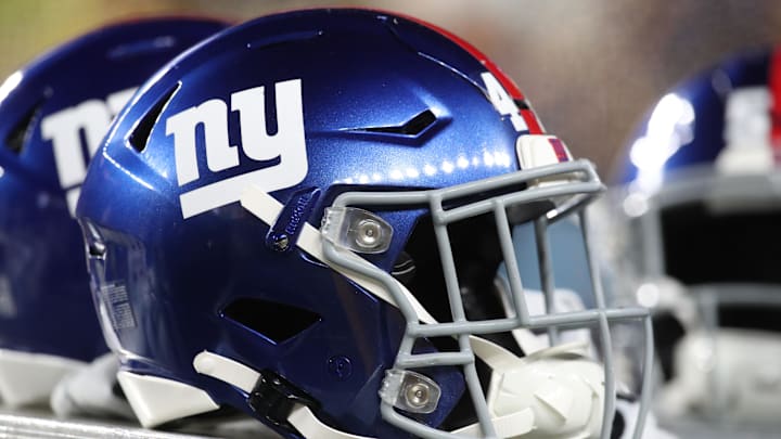 Oct 28, 2024; Pittsburgh, Pennsylvania, USA; New York Giants helmets on the sidelines against the Pittsburgh Steelers during the third quarter at Acrisure Stadium. Oct 28, 2024; Pittsburgh, Pennsylvania, USA; New York Giants helmets on the sidelines against the Pittsburgh Steelers during the third quarter at Acrisure Stadium.