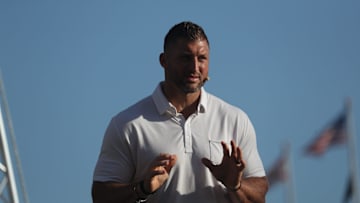 Tim Tebow was much higher on Shedeur Sanders than Dylan Raiola ahead of the Nebraska-Colorado football game on September 7