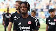 Elye Wahi im Shirt von Eintracht Frankfurt