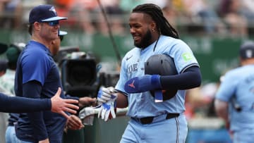 A Vladimir Guerrero Jr. le conviene irse a los Yankees