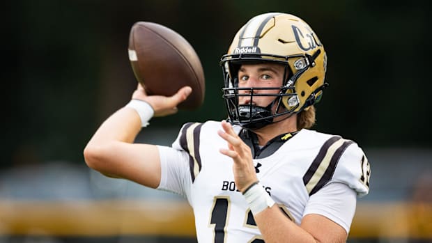 Buchholz Bobcats quarterback Trace Johnson