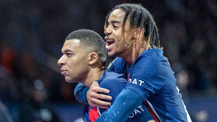 Kylian Mbappé a loué Bradley Barcola, son ex coéquipier au PSG.