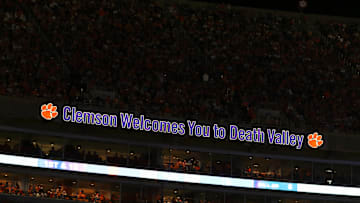 Louisville v Clemson