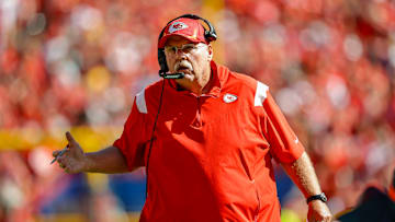 Los Angeles Chargers v Kansas City Chiefs
