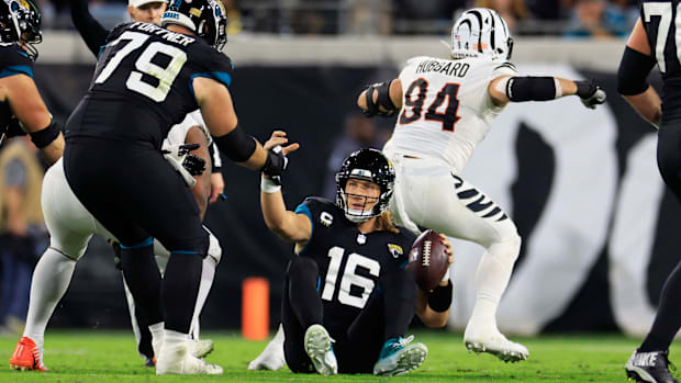 Jacksonville Jaguars, Cincinnati Bengals, NFL, Trevor Lawrence, Sam Hubbard, Luke Fortner